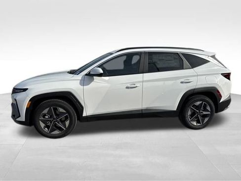 New 2026 Hyundai Tucson SEL FWD image 2