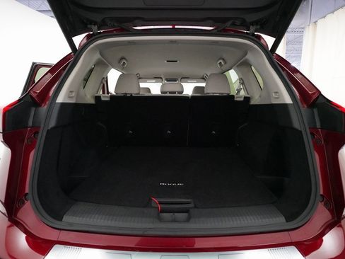 Certified 2024 Nissan Rogue SV image 10