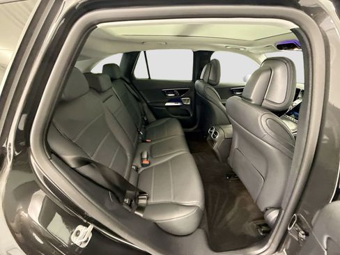 Certified 2026 Mercedes-Benz GLC 300 image 21