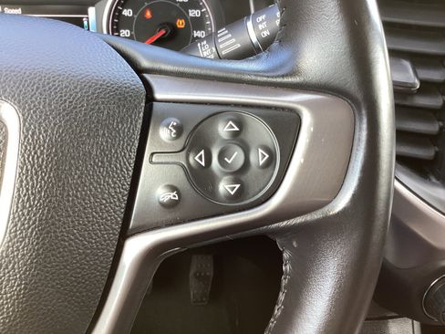 Used 2018 GMC Acadia SLT image 35