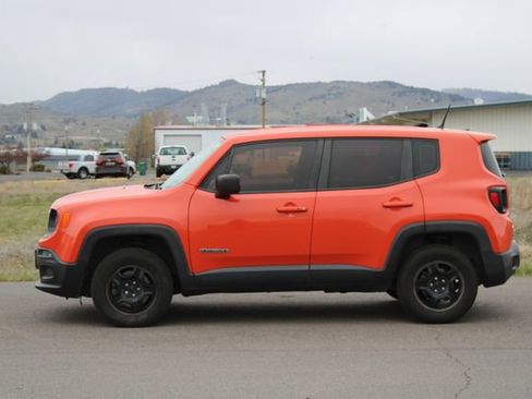 Used 2016 Jeep Renegade Sport w/ Power & Air Group image 2
