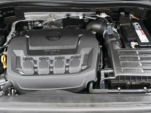 Used 2021 Volkswagen Tiguan S FWD image 19