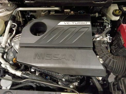 Used 2024 Nissan Rogue Platinum w/ Platinum Premium Package FWD image 16
