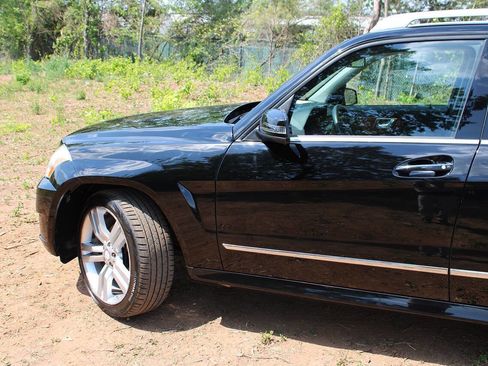 Used 2012 Mercedes-Benz GLK 350 4MATIC image 11