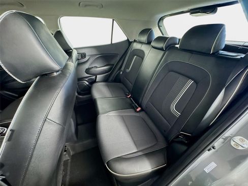 Used 2023 Hyundai Venue Limited w/ Cargo Package FWD image 22