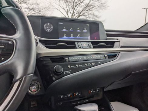 Used 2019 Lexus ES 350 350 w/ Premium Package image 18