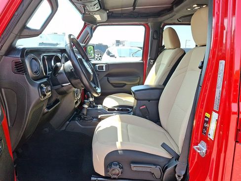 Used 2021 Jeep Wrangler Unlimited Sport AWD/4WD image 13