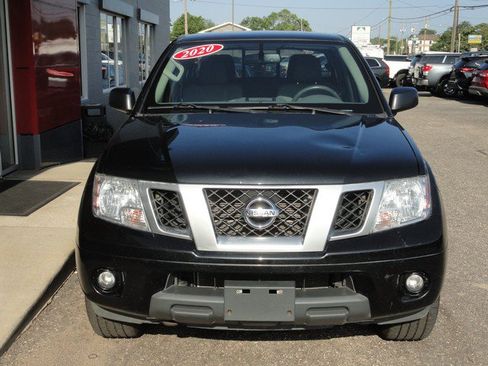 Used 2020 Nissan Frontier SV AWD/4WD image 2
