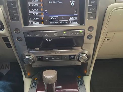 Used 2015 Lexus GX 460 w/ Premium Package AWD/4WD image 13