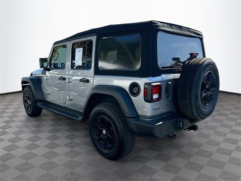 Used 2019 Jeep Wrangler Unlimited Sport S image 5