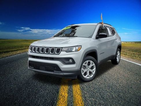 Certified 2024 Jeep Compass Latitude image 28