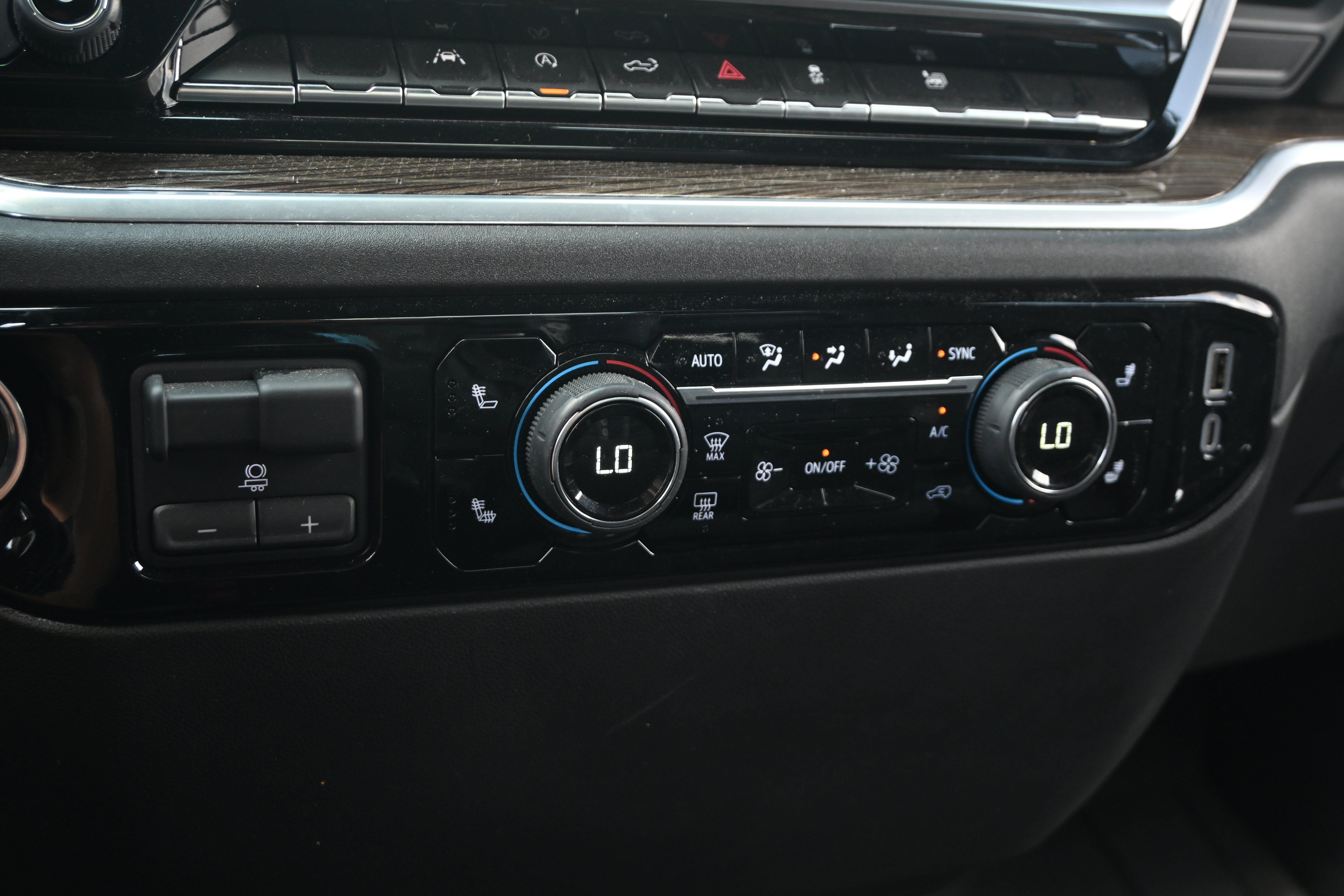 Used 2026 Chevrolet Silverado 1500 LT w/ LPO, Liner Protection Package AWD/4WD image 61