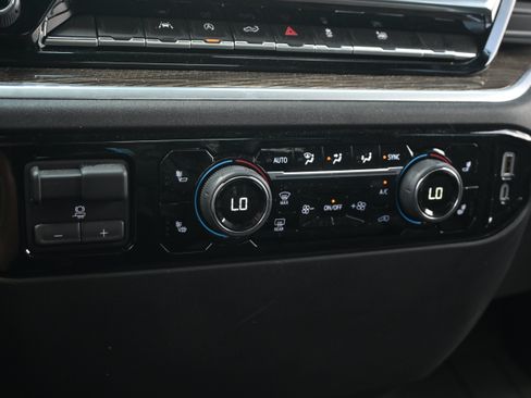 Used 2026 Chevrolet Silverado 1500 LT w/ LPO, Liner Protection Package AWD/4WD image 61