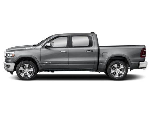 Used 2022 RAM 1500 Laramie AWD/4WD image 3