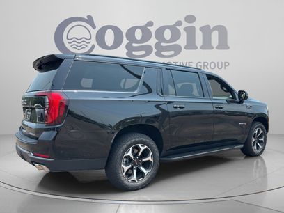 Used 2025 GMC Yukon XL AT4