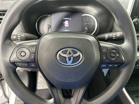 Used 2024 Toyota RAV4 LE image 16