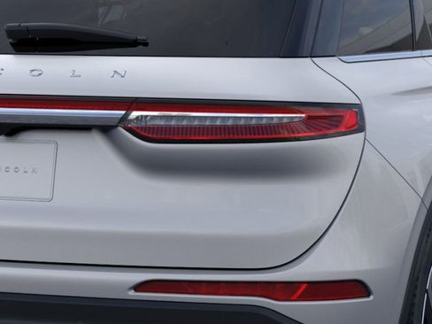 New 2024 Lincoln Corsair Reserve image 24