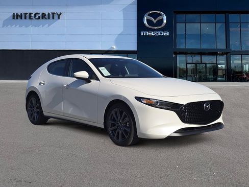 Used 2026 MAZDA MAZDA3 s FWD image 1