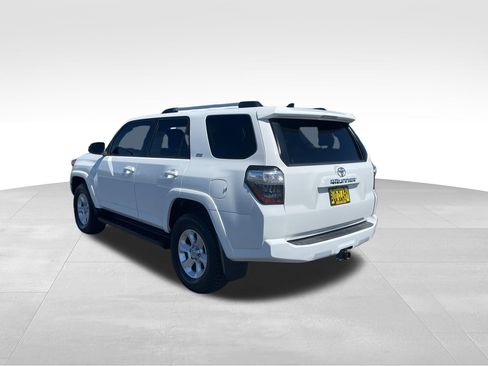 Certified 2019 Toyota 4Runner SR5 Premium AWD/4WD image 6