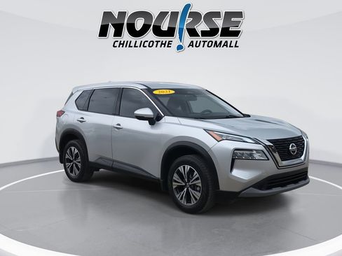 Used 2021 Nissan Rogue SV AWD/4WD image 2