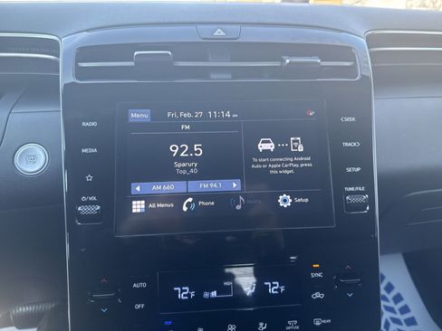 Used 2022 Hyundai Santa Cruz SEL Premium image 18