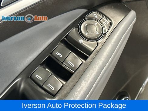 Used 2023 Buick Enclave Essence w/ Experience Buick Package AWD/4WD image 16