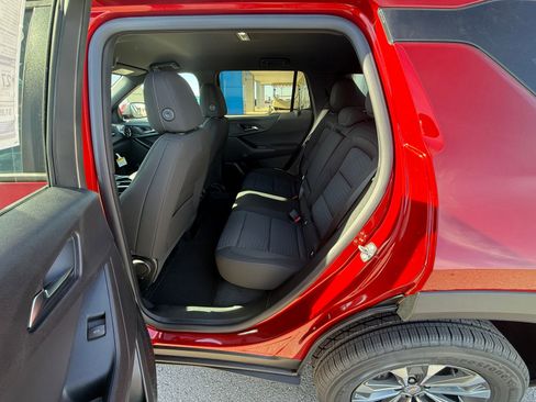 New 2026 Chevrolet Equinox LT w/ Safety and Technology Package FWD image 13