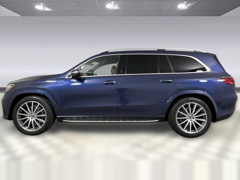 New 2026 Mercedes-Benz GLS 580 GLS 580 image 2