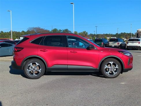 Used 2025 Ford Escape ST-Line w/ Tech Pack #1 image 3