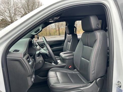 Used 2022 Chevrolet Suburban RST w/ Luxury Package AWD/4WD image 43