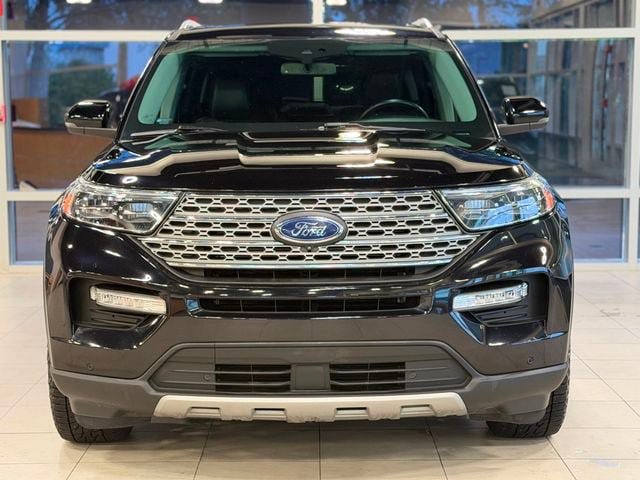 Used 2021 Ford Explorer Limited w/ Equipment Group 301A AWD/4WD image 2