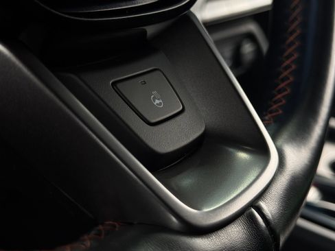 Certified 2025 Honda Pilot TrailSport image 37