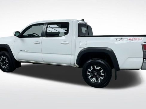 Certified 2023 Toyota Tacoma TRD Off-Road image 22