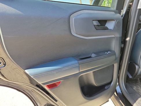 Used 2021 Ford Bronco Sport Outer Banks w/ Outer Banks Package image 13