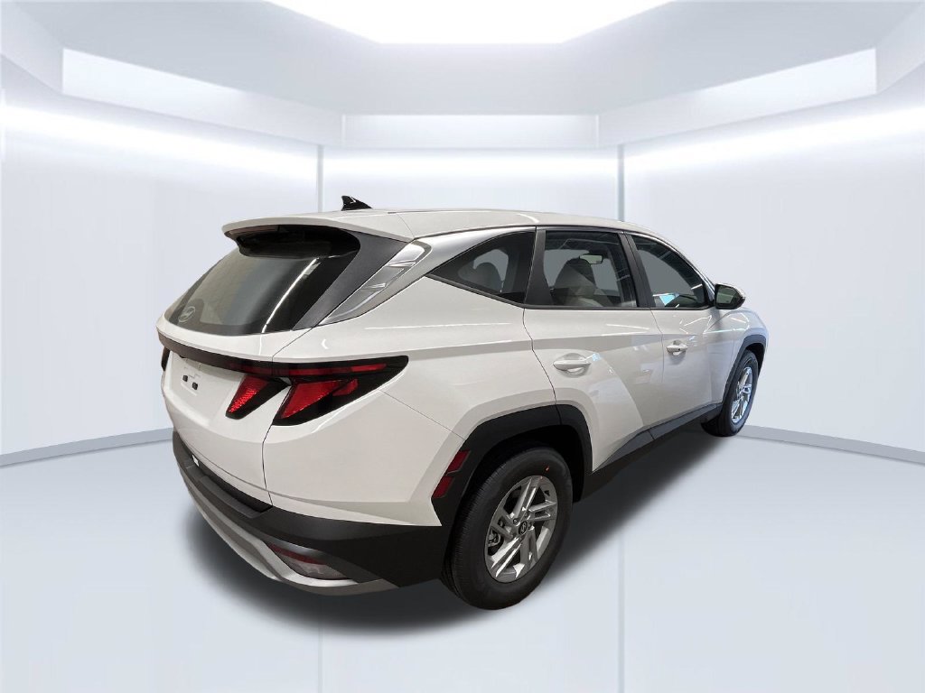 New 2026 Hyundai Tucson SE FWD image 3