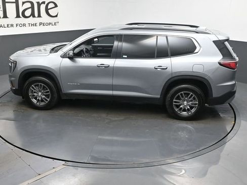 Used 2025 GMC Acadia Elevation image 44
