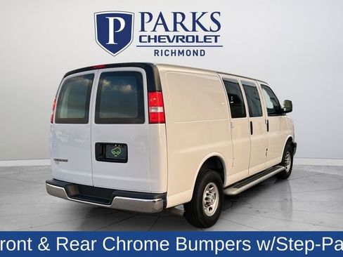 Used 2024 Chevrolet Express 2500 w/ Driver Convenience Package RWD image 7