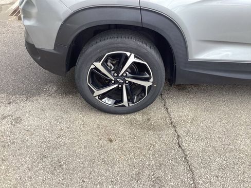 Used 2023 Chevrolet TrailBlazer RS AWD/4WD image 27