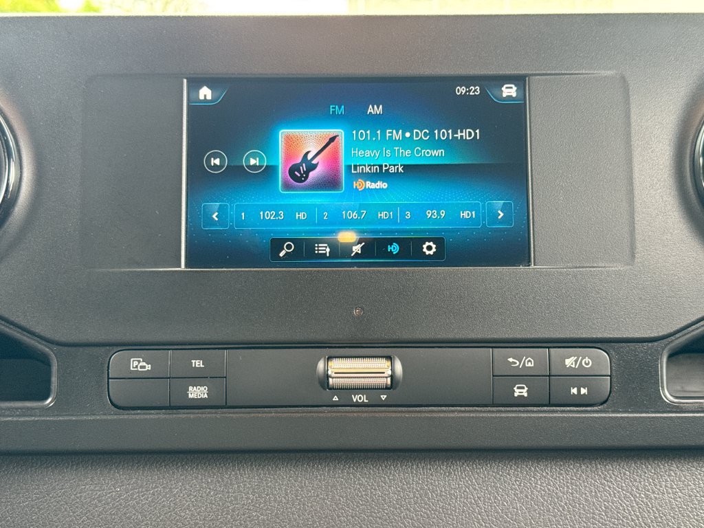 Used 2024 Mercedes-Benz Sprinter 2500 image 14