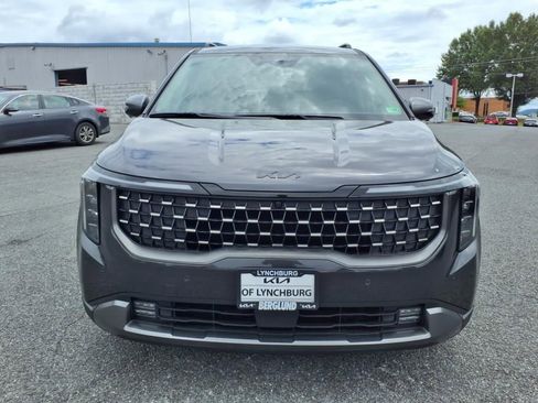 New 2026 Kia Carnival SX image 9