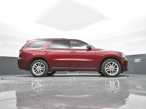 Used 2023 Dodge Durango GT image 44