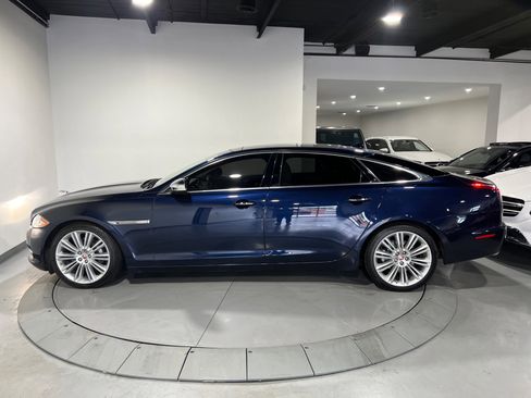 Used 2015 Jaguar XJ L Portfolio RWD image 6