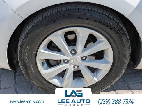 Used 2013 Kia Rio EX w/ Convenience Pkg image 9