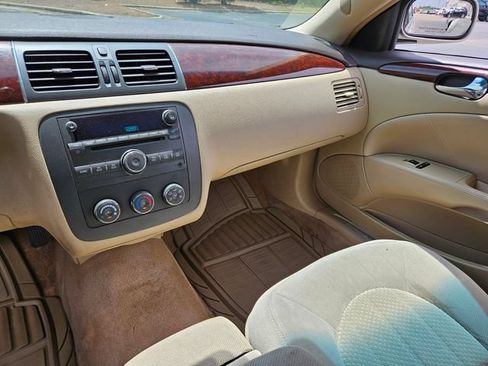 Used 2008 Buick Lucerne CX FWD image 21