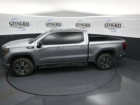 Used 2024 GMC Sierra 1500 AT4 w/ Technology Package AWD/4WD image 12
