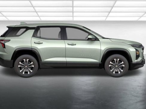 New 2026 Chevrolet Equinox LT w/ Convenience Package II AWD/4WD image 15