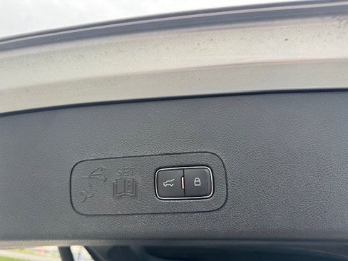 Used 2021 Lincoln Aviator Grand Touring w/ Equipment Group 302A AWD/4WD image 33