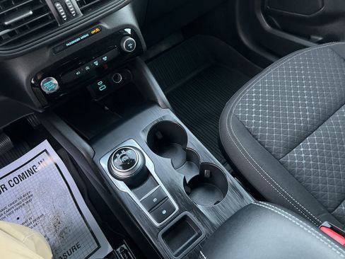 Used 2023 Ford Escape Active w/ Tech Pack #2 image 24