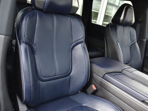 New 2026 INFINITI QX80 4WD w/ Sport Exterior Package image 29