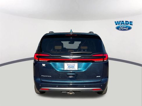 Used 2022 Chrysler Pacifica Pinnacle image 6